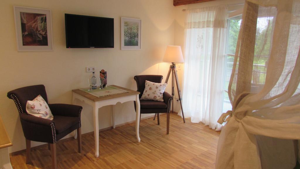 Hotel Landgut Apfelrose FDH Esterno foto